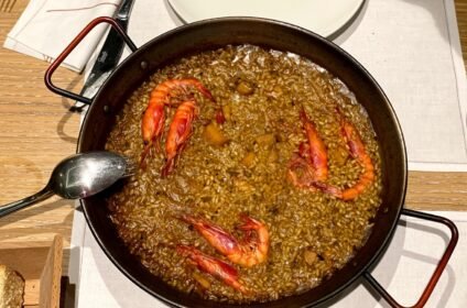 Arroz con Sepia y Gambas